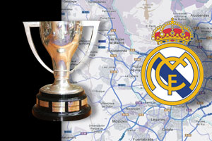 La Copa de la Liga 2012 de paseo por lugares emblem�ticos de Madrid