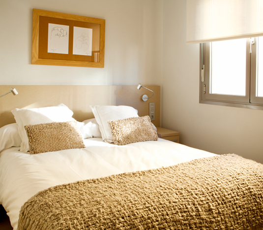 Proinca te ofrece pisos amueblados de alquiler en Madrid con habitaciones amuebladas con armarios a medidad y revestidos