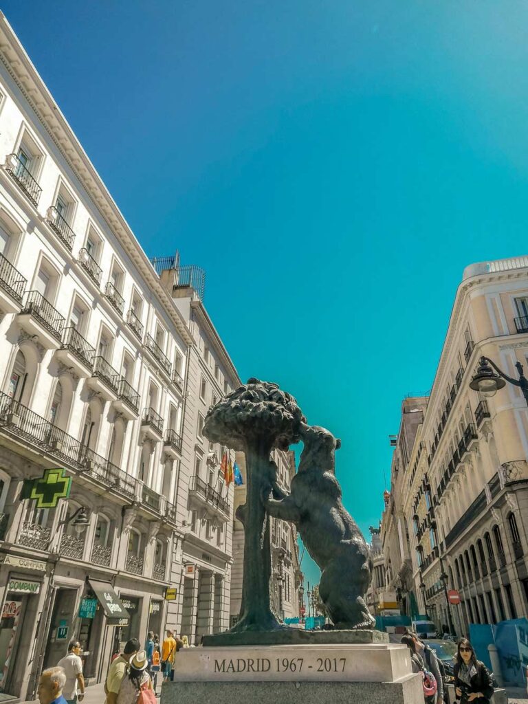 Panteón de los hombres ilustres de Madrid