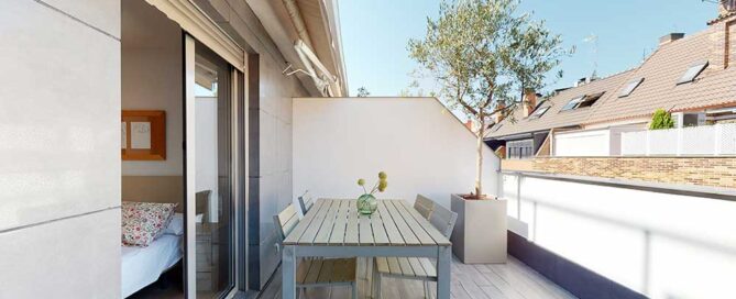 Ático con terraza en alquiler en Madrid