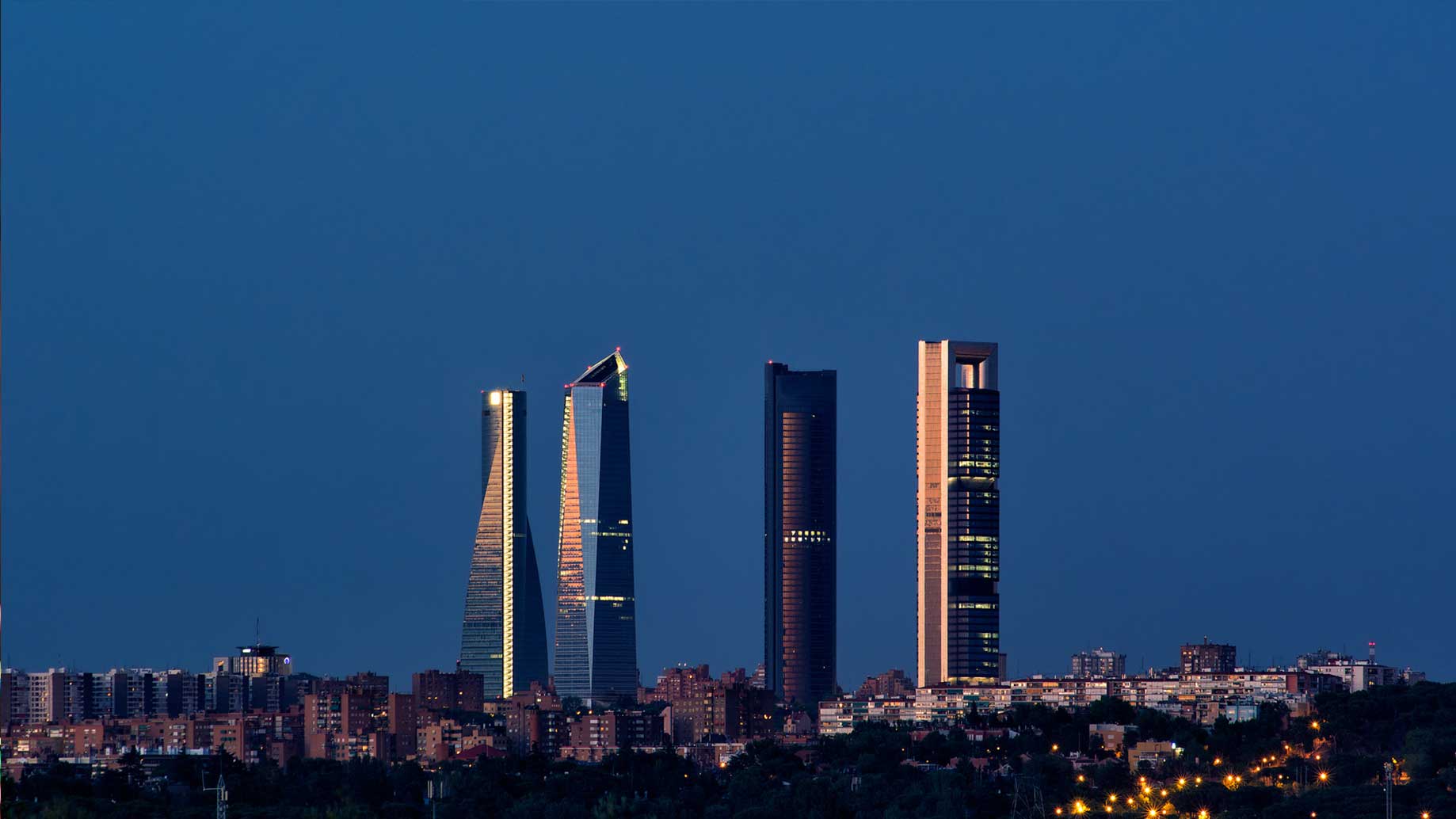 pisos de alquiler para jóvenes profesionales junto a Cuatro Torres Madrid